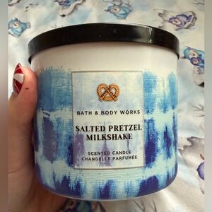 Bath & Body Works 3 Wick Candle Salted Pretzel Milkshake LIMITED EDITION